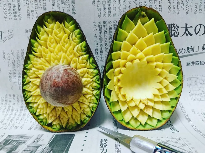 The Chef Who Carves Traditional Patterns Into Fruits and Vegetables