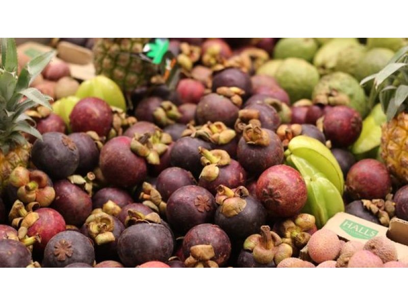 The World's Northernmost Town Toasts the Sun With Mangosteens